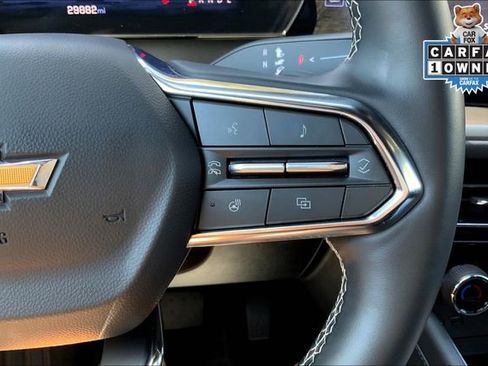 Used 2024 Chevrolet Traverse LT image 19