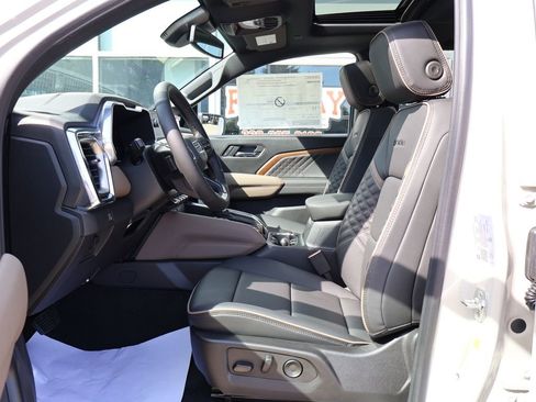 New 2026 GMC Canyon Denali AWD/4WD image 13