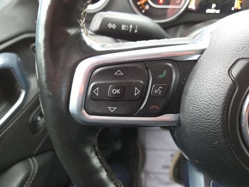 Used 2022 Jeep Gladiator Overland w/ Cold Weather Group image 58