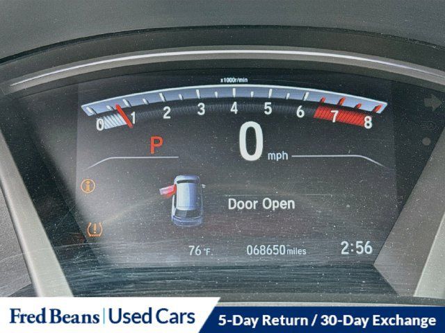 Used 2018 Honda CR-V Touring image 16