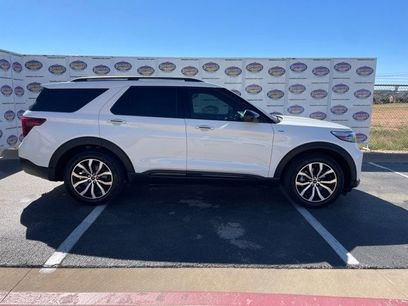 Certified 2023 Ford Explorer ST-Line w/ Class IV Trailer Tow Package