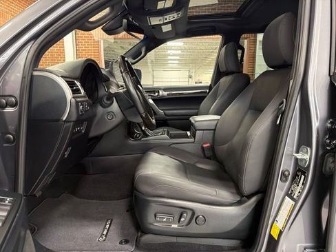 Used 2023 Lexus GX 460 Premium w/ Premium Package AWD/4WD image 13