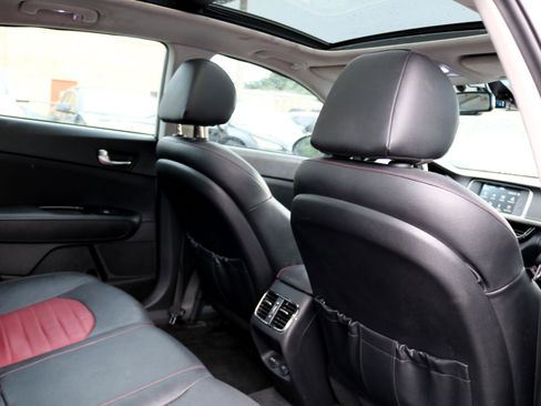 Used 2019 Kia Optima SX image 37