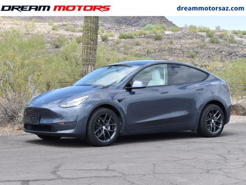 Used 2023 Tesla Model Y 2WD image 1
