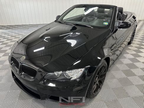 Used 2010 BMW M3 Convertible RWD image 5
