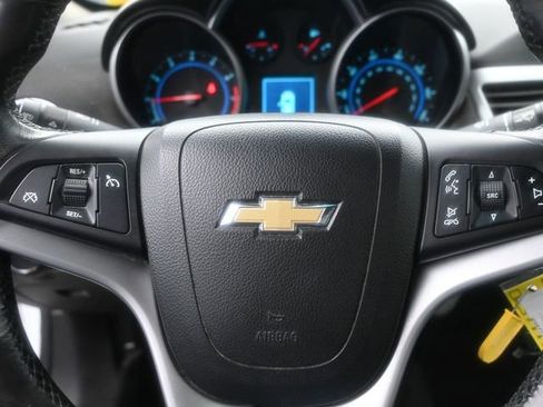 Used 2011 Chevrolet Cruze LT image 26