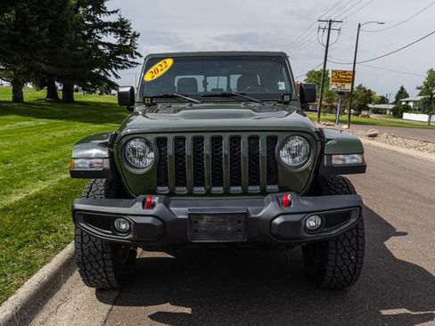 Used 2022 Jeep Gladiator Rubicon w/ Cold Weather Group AWD/4WD image 2