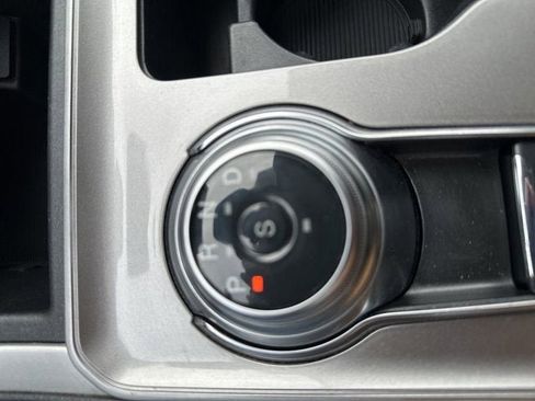 Certified 2024 Ford Edge SEL image 16