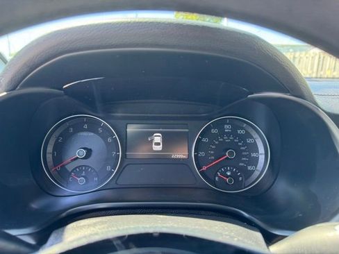 Used 2024 Kia Forte LXS w/ LXS Technology Package FWD image 12
