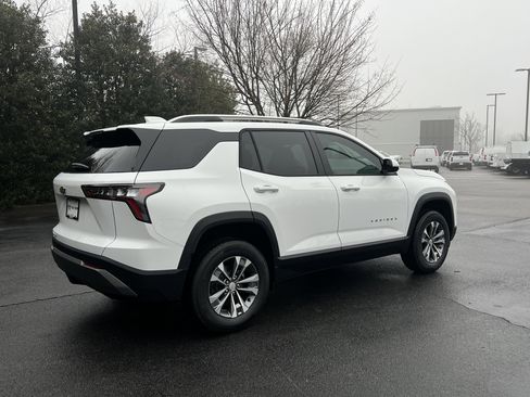 New 2026 Chevrolet Equinox LT image 9