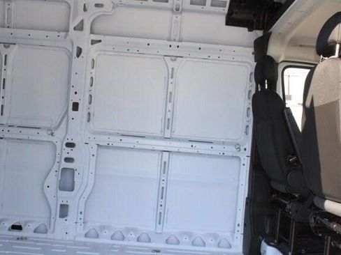 New 2025 RAM ProMaster 2500 w/ Convenience Group FWD image 42