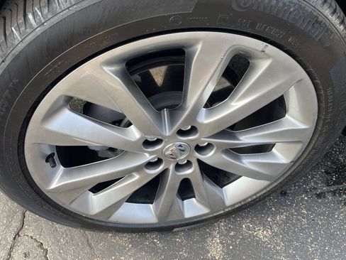 Used 2023 Buick Envision Avenir AWD/4WD image 12