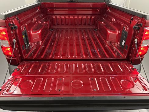 New 2025 Ford Maverick XLT w/ XLT Luxury Package image 28