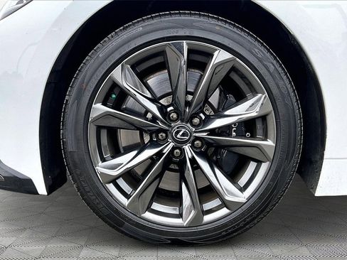 Used 2023 Lexus LS 500 F Sport w/ Cold Weather Package (CK) image 9