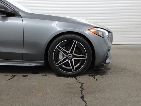Used 2024 Mercedes-Benz C 300 Sedan image 17