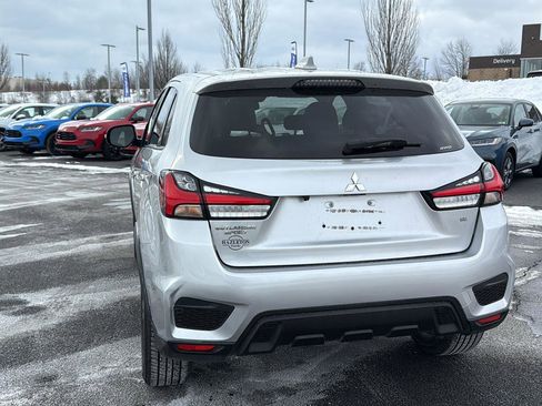 Used 2024 Mitsubishi Outlander Sport SE image 8