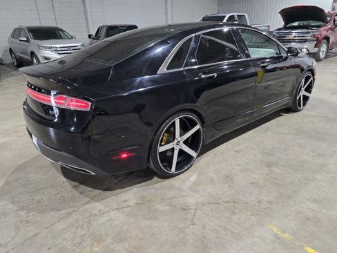 Used 2017 Lincoln MKZ Premiere FWD image 14