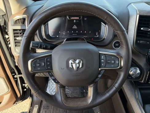 Used 2025 RAM 1500 Limited AWD/4WD image 11