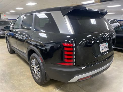 Used 2026 Hyundai Palisade SE FWD image 4