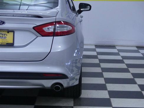 Used 2016 Ford Fusion S w/ Equipment Group 101A image 27