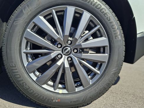 New 2026 Nissan Murano SL AWD/4WD image 17