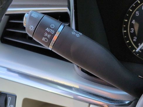 Used 2019 Cadillac XT5 Luxury image 27