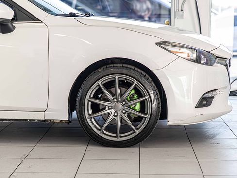 Used 2017 MAZDA MAZDA3 Grand Touring image 10
