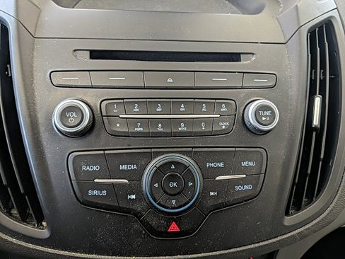 Used 2018 Ford Escape SE image 20