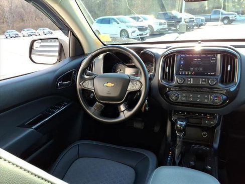 Used 2022 Chevrolet Colorado Z71 image 34