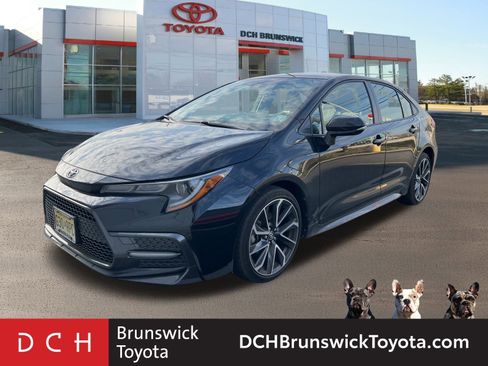 Used 2022 Toyota Corolla SE image 1