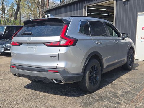 Used 2023 Honda CR-V Sport image 3