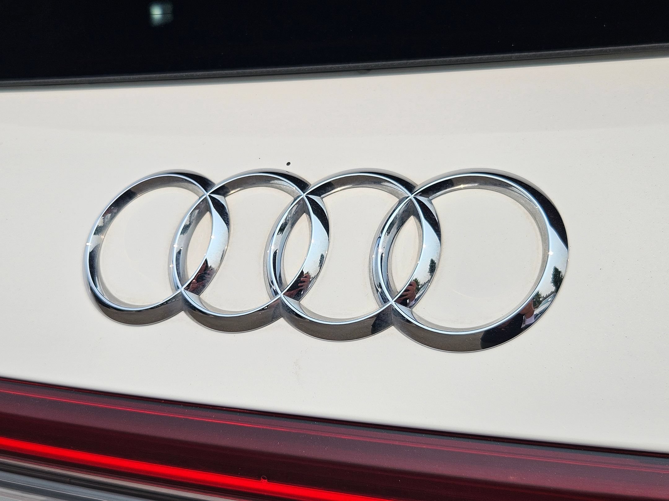 Used 2023 Audi Q4 e-tron Premium Plus w/ Premium Plus AWD/4WD image 27
