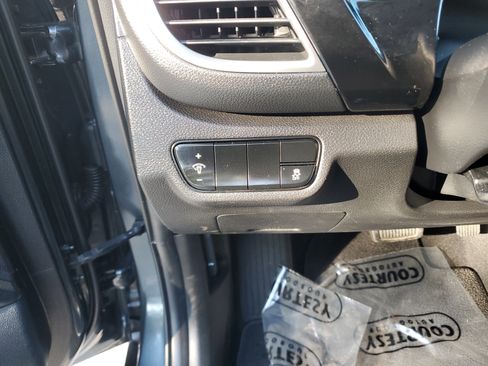 Certified 2024 Kia Seltos X-Line image 32