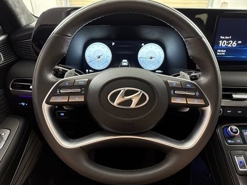 Used 2025 Hyundai Palisade Calligraphy AWD/4WD image 15