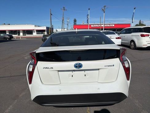 Used 2018 Toyota Prius Two w/ Prius Two Safety Plus Package image 5