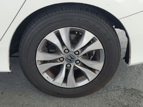 Used 2014 Honda Accord LX image 6