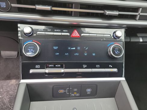 New 2026 Hyundai Santa Fe SE FWD image 31