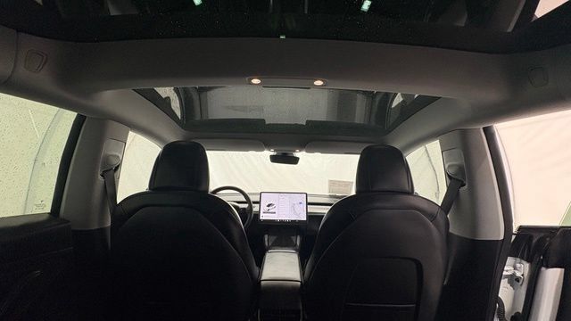 Used 2021 Tesla Model 3 Standard Range Plus RWD image 28