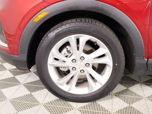 Used 2021 Buick Encore GX Preferred w/ Cold Weather Comfort Package FWD image 17