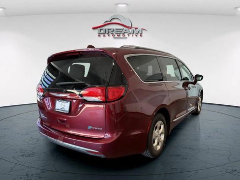 Used 2018 Chrysler Pacifica Limited w/ Advanced Safetytec Group FWD image 22