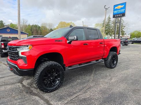Used 2024 Chevrolet Silverado 1500 LT Trail Boss w/ Protection Package AWD/4WD image 3