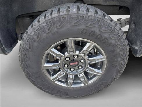 Used 2025 GMC Sierra 1500 AT4X AWD/4WD image 20