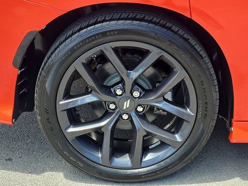 Used 2022 Dodge Charger R/T w/ Blacktop Package RWD image 7