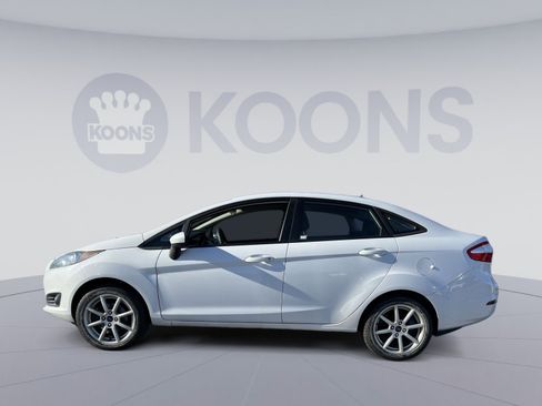 Used 2019 Ford Fiesta SE w/ Equipment Group 201A image 2