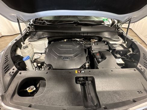 Used 2019 Kia Sorento SX image 36