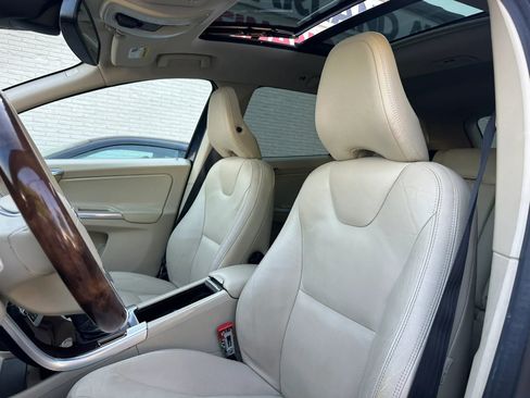 Used 2013 Volvo XC60 3.2 FWD image 15