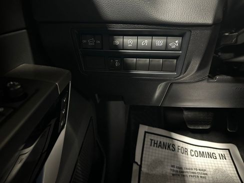 Used 2025 Toyota Tundra Limited image 18