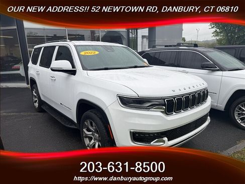 Used 2022 Jeep Wagoneer Series II AWD/4WD image 7