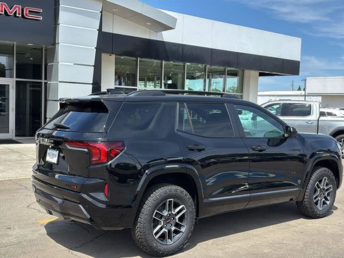 New 2026 GMC Terrain AT4 w/ LPO, Black Badging Package AWD/4WD image 7