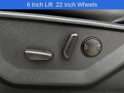 Used 2025 Ford F250 Lariat w/ Chrome Package AWD/4WD image 28